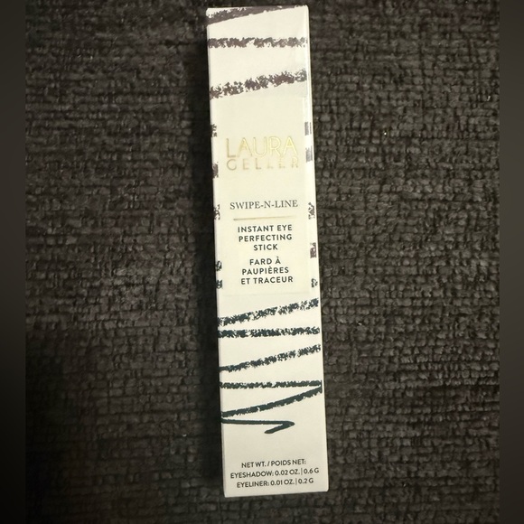 ✨ Beauty Bundle Adidas Bag + Stanley Keychain + Masks + Laura Geller ✨ - Picture 4 of 16